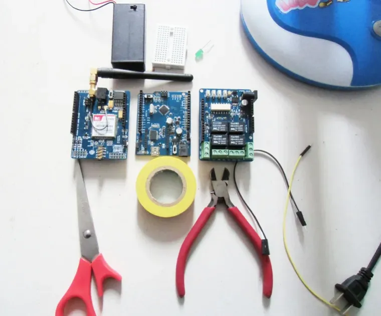 Remote Control Via GPRS/GSM SMS(Arduino)