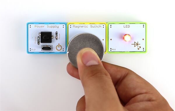 Crowbits-Magnetic Switch-Wiki 2.jpg